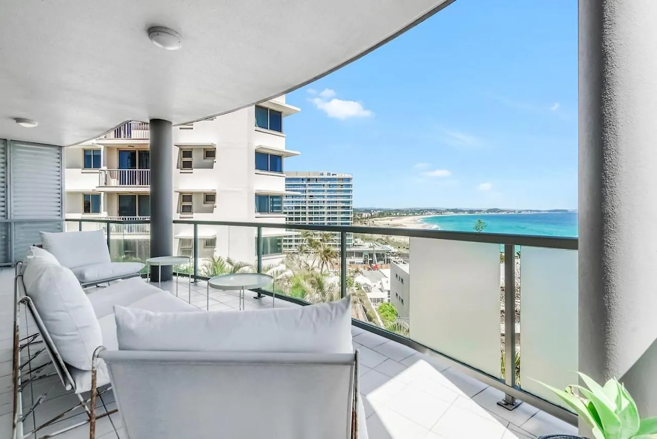 'Aqua La Vista' A Dreamy Coastal Escape By The Beach 黄金海岸